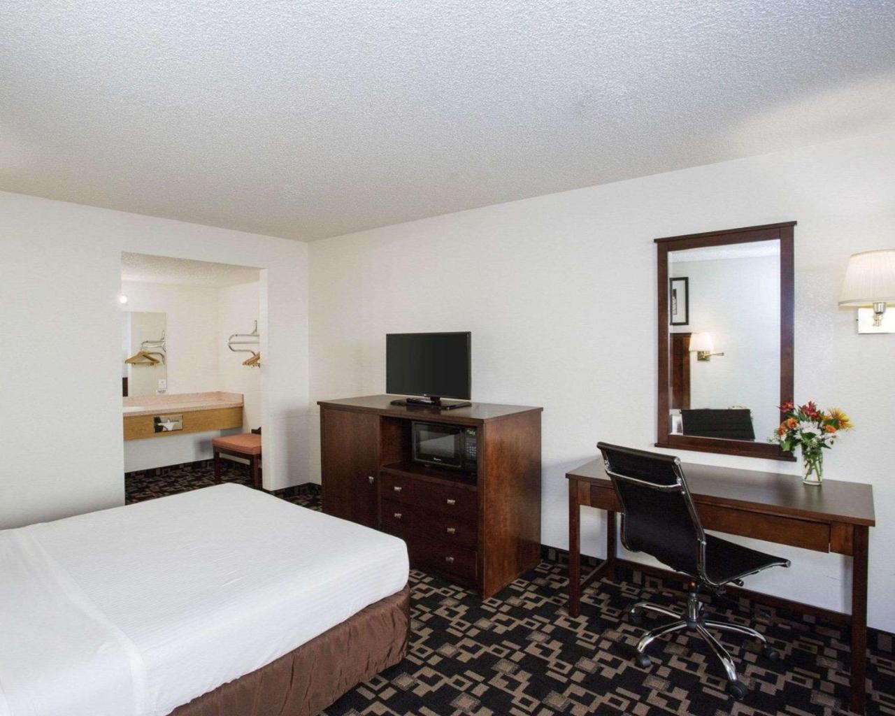 Morningglory Inn & Suites Bellingham Esterno foto